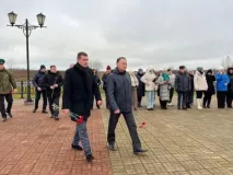 митинг "И помнит вся Россия...", посвященный 212-й годовщине Победы России в Отечественной войне 1812 года и Краснинскому ноябрьскому сражению прошел 15 ноября - фото - 5